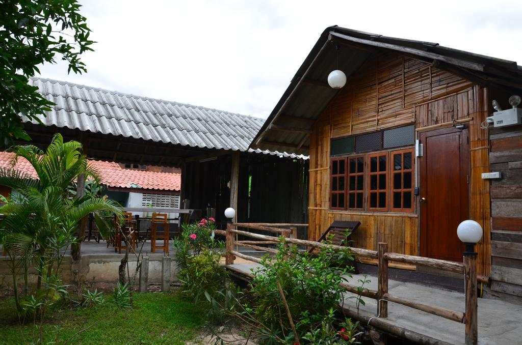 Pai Cat Hut Hostel Стая снимка
